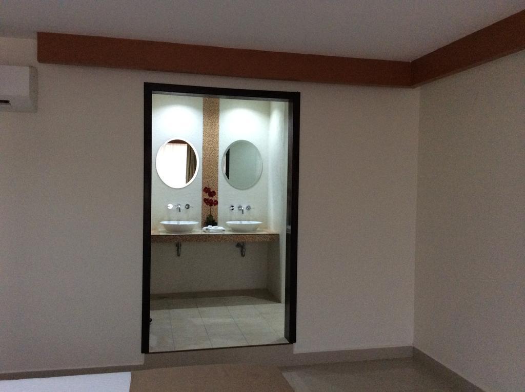 Hotel La Media Luna Inn Huejutla de Reyes Værelse billede